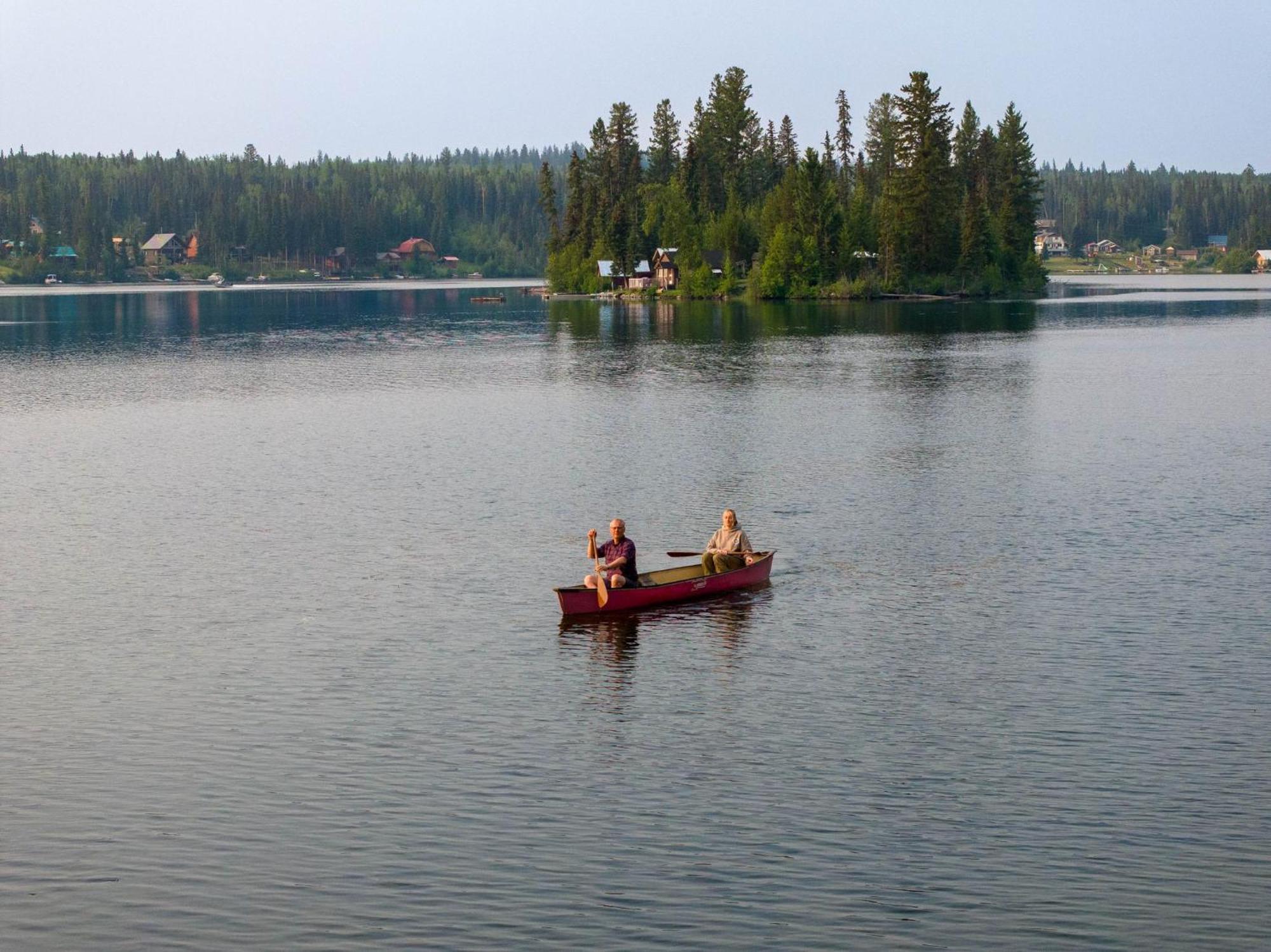 Beaver Guest Ranch Bridge Lake Екстер'єр фото
